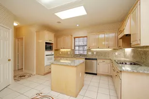 13618 Shadow Falls Ct, Houston, TX 77059 - Photo 17