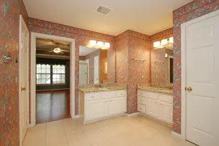 13618 Shadow Falls Ct, Houston, TX 77059 - Photo 31