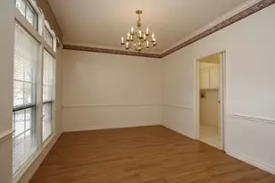 13618 Shadow Falls Ct, Houston, TX 77059 - Photo 9