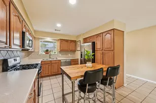 9631 Carousel Ln, Houston, TX 77080 - Photo 5