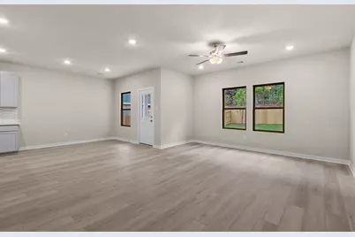 12335 Ridge Top Court, Conroe, TX 77304 - Photo 11