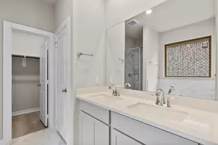 12335 Ridge Top Ct, Conroe, TX 77304 - Photo 17