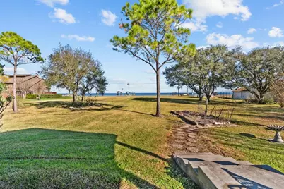 2237 Avenue A, San Leon, TX 77539 - Photo 45