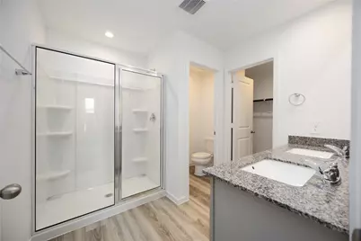5216 Greengrass Willow Way, Houston, TX 77048 - Photo 17