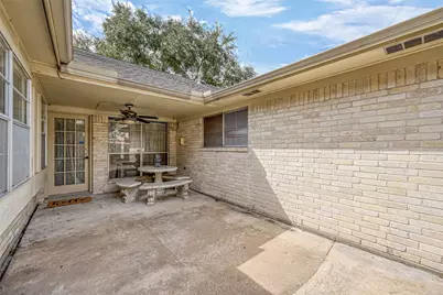 8706 Tavistock Drive, Houston, TX 77031 - Photo 31