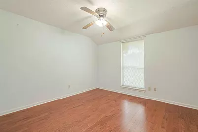 8706 Tavistock Drive, Houston, TX 77031 - Photo 17