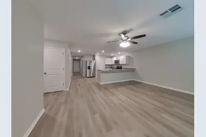10050 Cerritos Drive, Conroe, TX 77306 - Photo 3