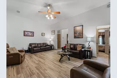 530 Chisolm Trail, Wallis, TX 77485 - Photo 25