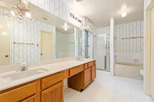 16438 Camino Del Sol Dr, Houston, TX 77083 - Photo 11