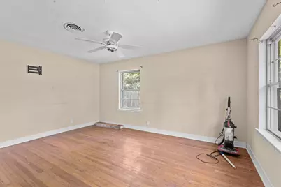 7333 Cayton Street, Houston, TX 77061 - Photo 5