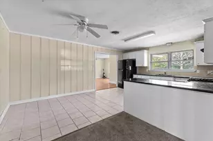 7333 Cayton St, Houston, TX 77061 - Photo 11