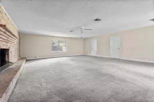 7333 Cayton St, Houston, TX 77061 - Photo 31