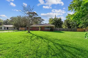 7333 Cayton St, Houston, TX 77061 - Photo 3