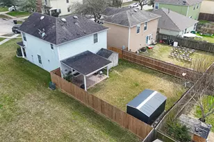 9902 Victoria Point Ln, Houston, TX 77075 - Photo 33