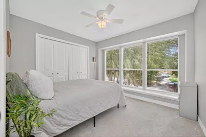 56 N Morningwood Court, The Woodlands, TX 77380 - Photo 23