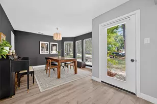 56 N Morningwood Ct, The Woodlands, TX 77380 - Photo 7