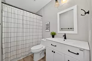 56 N Morningwood Ct, The Woodlands, TX 77380 - Photo 25