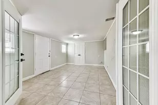 521 29th Ave N, Texas City, TX 77590 - Photo 7