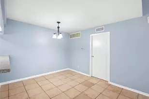 8918 Bissonnet St, Houston, TX 77074 - Photo 7