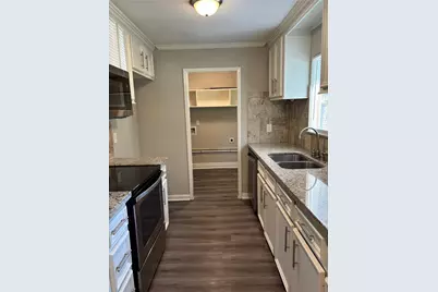 410 Shirlington Road, Conroe, TX 77316 - Photo 7