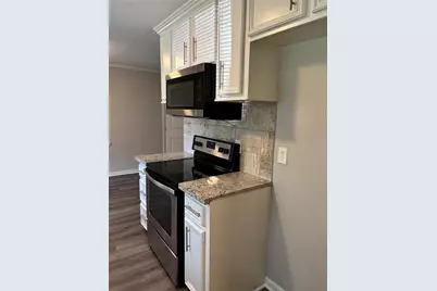 410 Shirlington Road, Conroe, TX 77316 - Photo 9