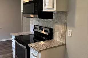 410 Shirlington Rd, Conroe, TX 77316 - Photo 9