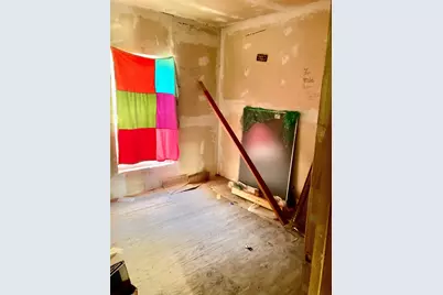 205 E Elliott Street, Beeville, TX 78102 - Photo 7