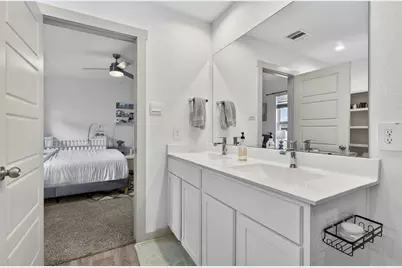 12812 Tokenhouse Lane, Houston, TX 77047 - Photo 17