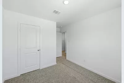 10831 N Baron Village Drive, Conroe, TX 77306 - Photo 13