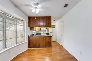 16210 Tibet Rd, Friendswood, TX 77546 - Photo 9