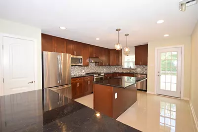 8434 Bluegate Street, Houston, TX 77025 - Photo 9