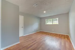 12510 Hunting Brook Dr, Houston, TX 77099 - Photo 27