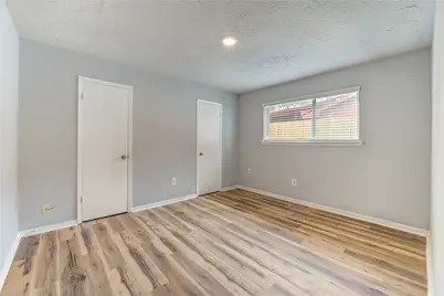 12510 Hunting Brook Drive, Houston, TX 77099 - Photo 17