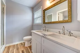 12510 Hunting Brook Dr, Houston, TX 77099 - Photo 31