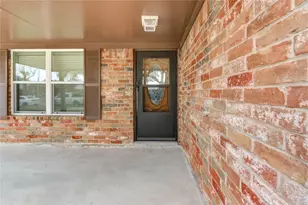 12510 Hunting Brook Dr, Houston, TX 77099 - Photo 7