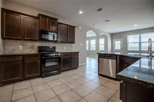 19615 Kingston Green Ln, Hockley, TX 77073 - Photo 9