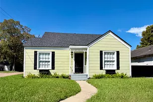 2401 Centennial St, Liberty, TX 77575 - Photo 1