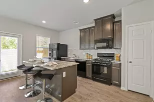 13510 Axel Ln, Houston, TX 77047 - Photo 11