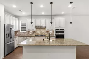 15 Pioneer Canyon Pl, The Woodlands, TX 77375 - Photo 13
