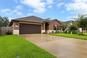 12817 S S Winding Pines Dr, Tomball, TX 77375 - Photo 1