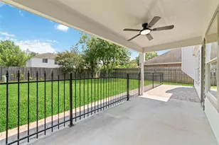 32315 Golden Oak Park, Conroe, TX 77385 - Photo 3