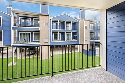 18519 Egret Bay Boulevard #1803, Webster, TX 77058 - Photo 3