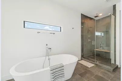 2239 N Macgregor Way, Houston, TX 77004 - Photo 17
