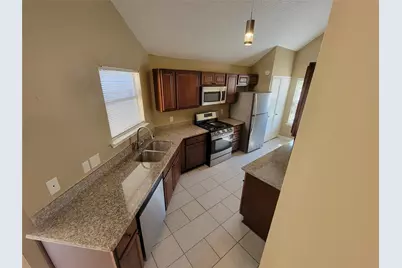 5718 Fargo Drive, Dickinson, TX 77539 - Photo 11