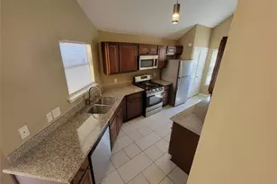 5718 Fargo Dr, Dickinson, TX 77539 - Photo 11