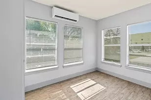 305 Roberts St, Houston, TX 77003 - Photo 3