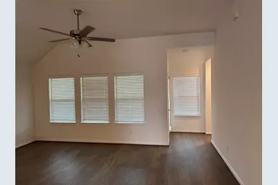 2127 Villa Flora Lane, Friendswood, TX 77546 - Photo 7
