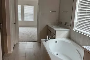 2127 Villa Flora Ln, Friendswood, TX 77546 - Photo 15