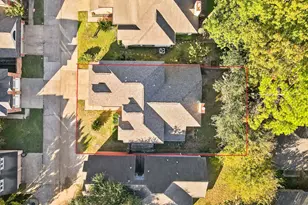 1641 Beaconshire Rd, Houston, TX 77077 - Photo 3