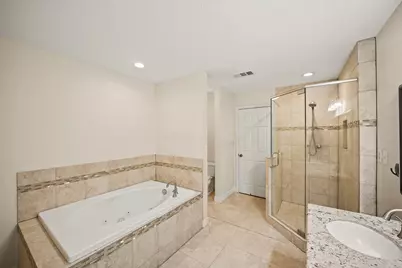 1641 Beaconshire Road, Houston, TX 77077 - Photo 9